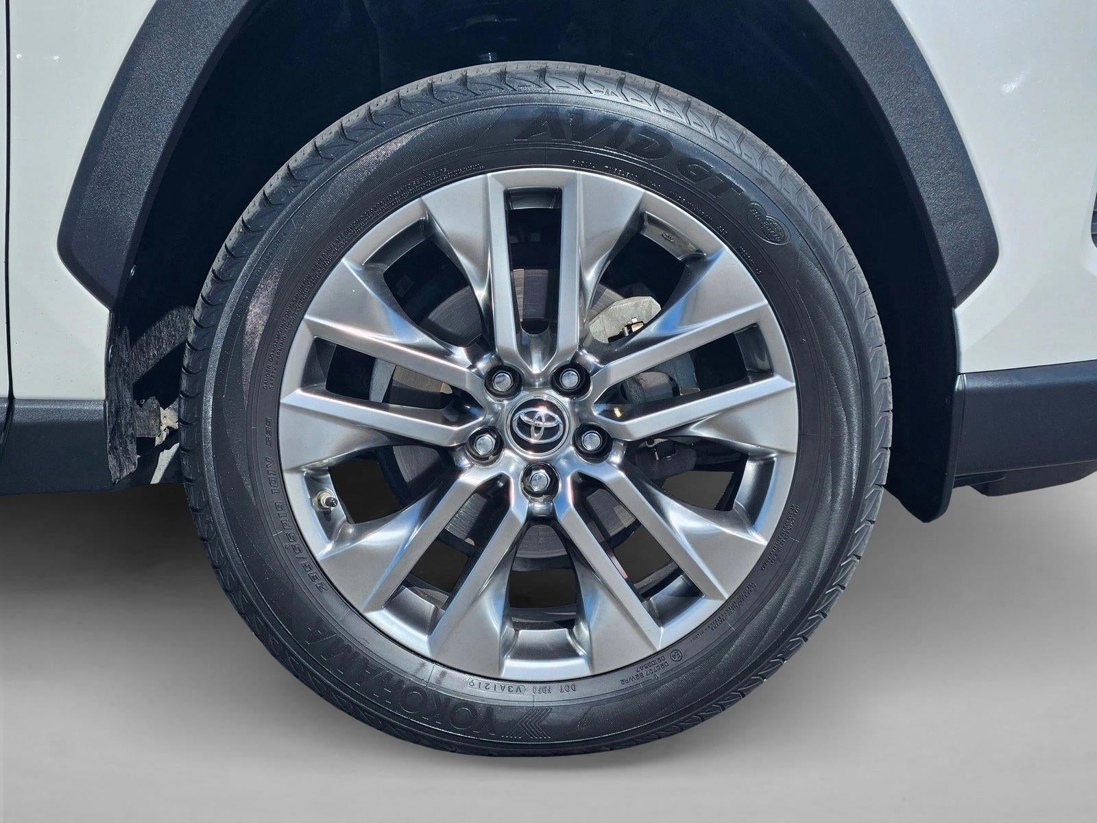 2019 Toyota RAV4 Limited AWD (GS)