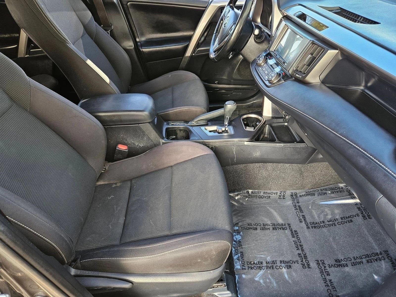 2017 Toyota RAV4 Hybrid XLE AWD (Natl)