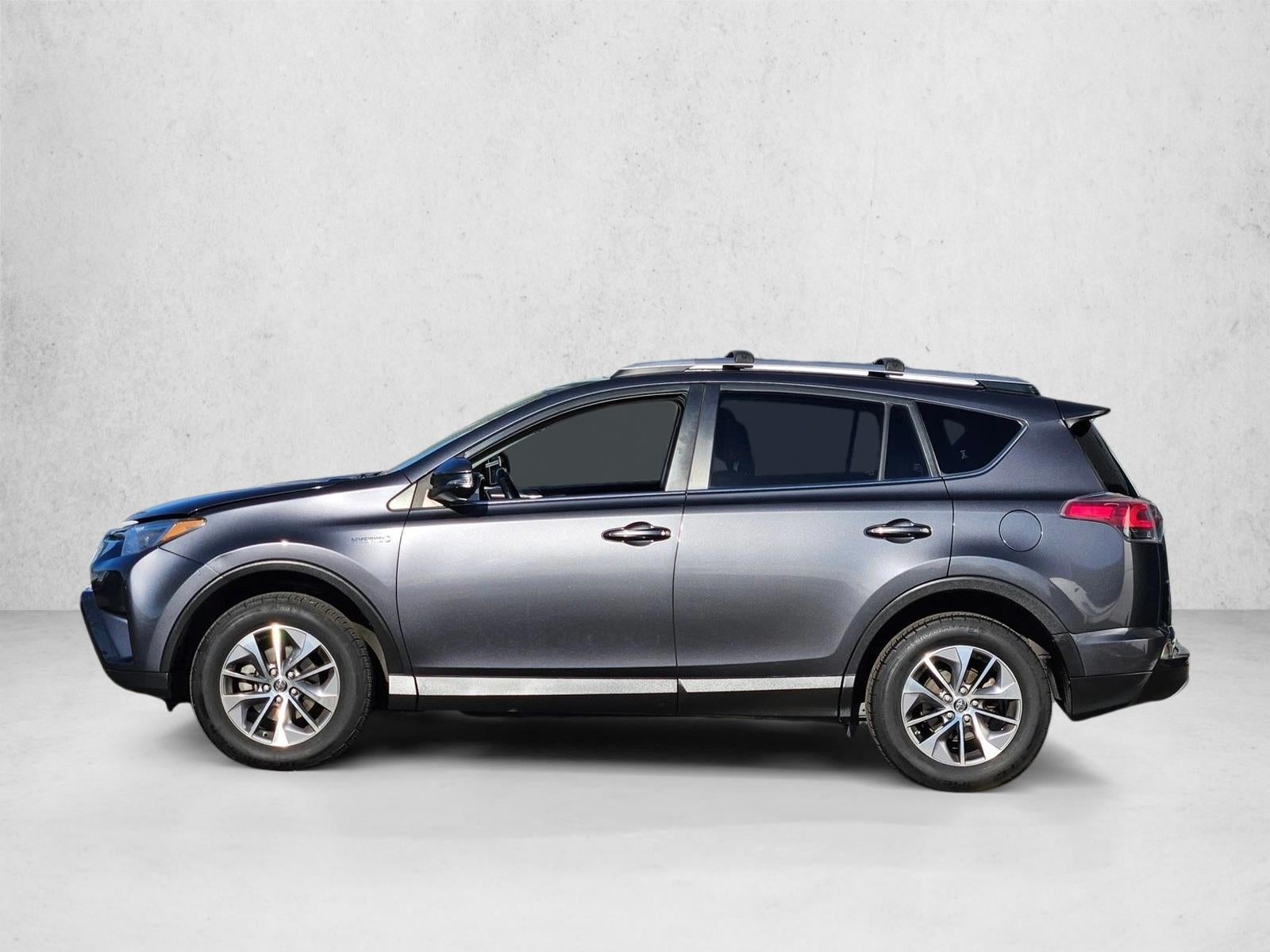 2017 Toyota RAV4 Hybrid XLE AWD (Natl)