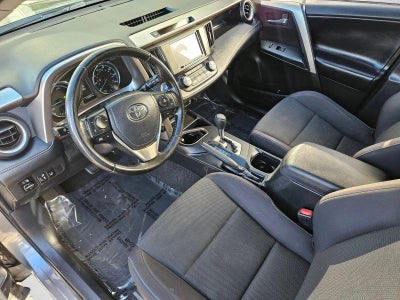 2017 Toyota RAV4 Hybrid XLE AWD (Natl)