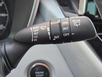 2023 Toyota Corolla Hatchback SE CVT (Natl)