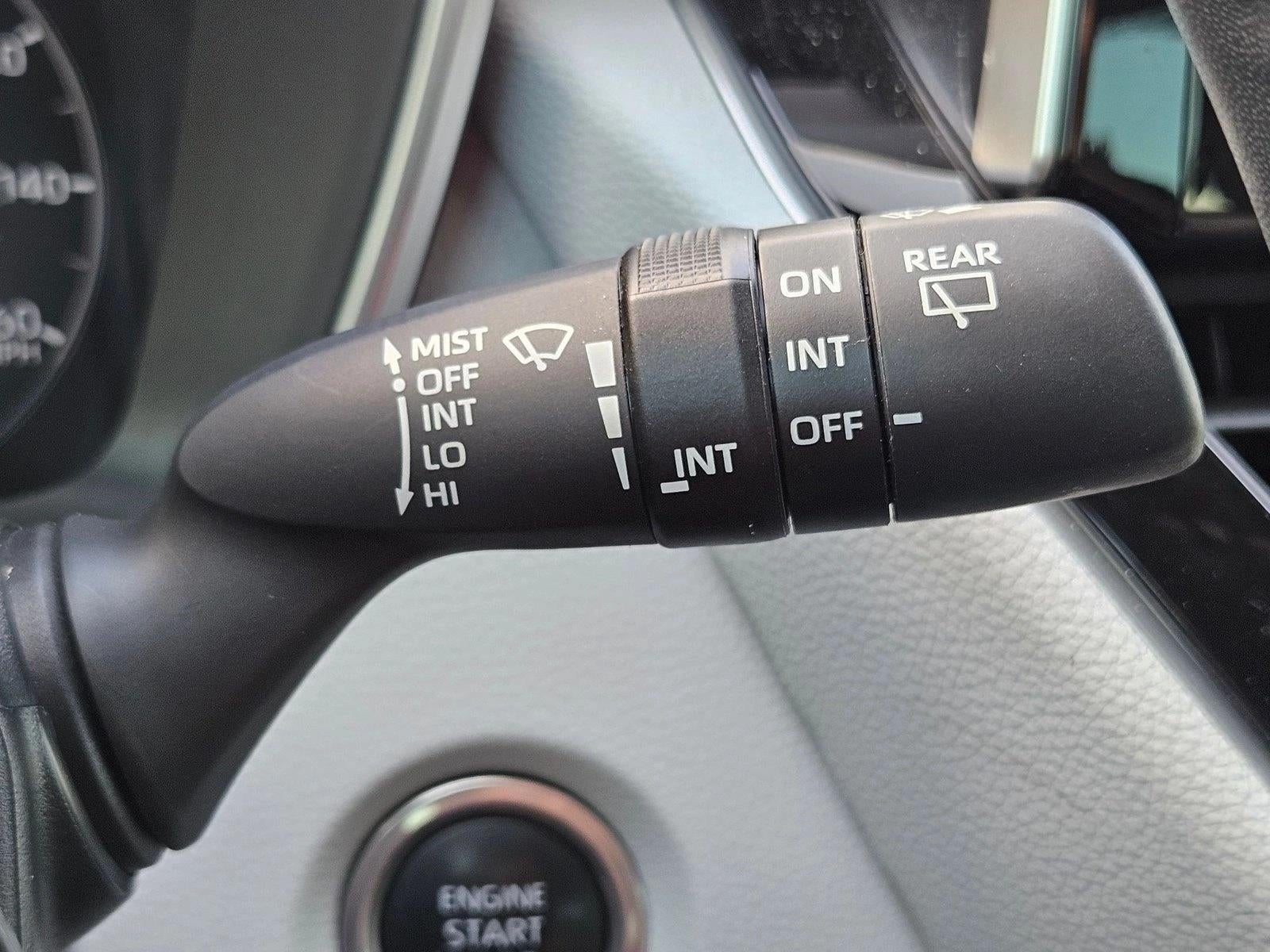 2023 Toyota Corolla Hatchback SE CVT (Natl)
