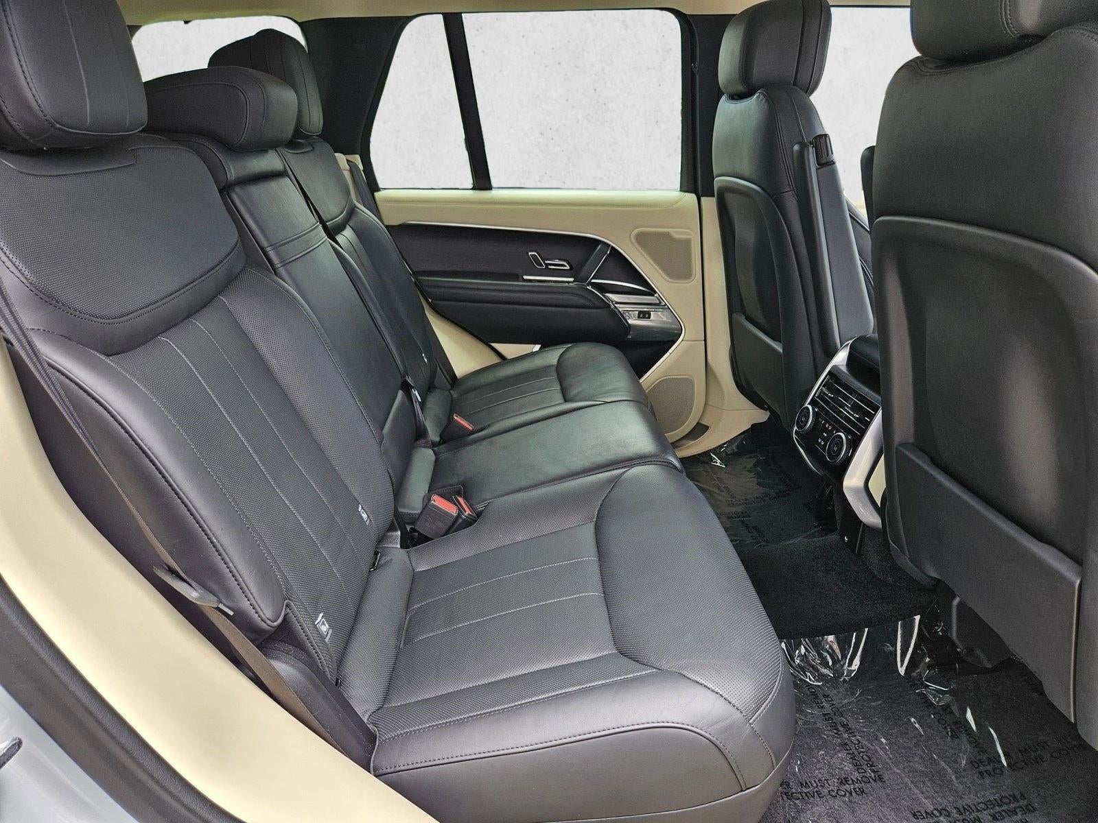 2023 Land Rover Range Rover P530 SE SWB