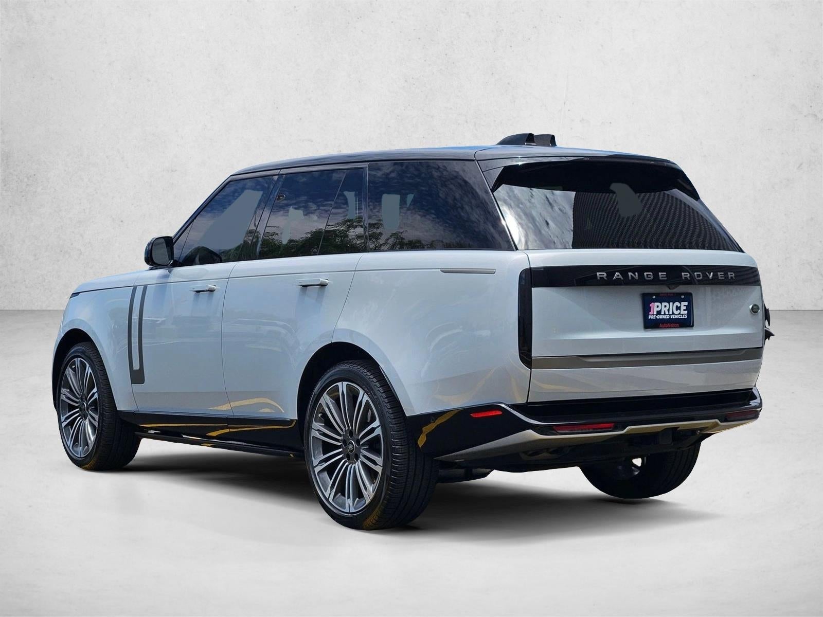 2023 Land Rover Range Rover P530 SE SWB