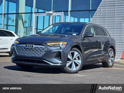 2024 Audi Q8 e-tron Premium Plus quattro
