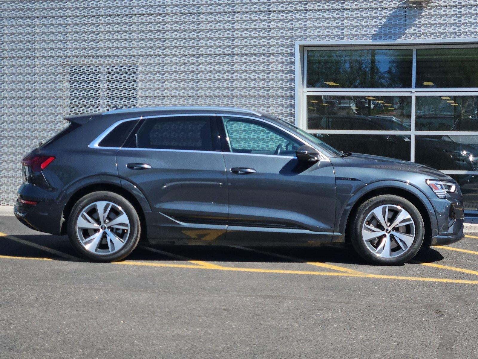 2024 Audi Q8 e-tron Premium Plus quattro