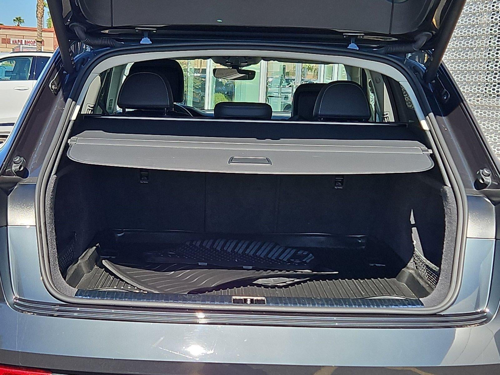 2024 Audi Q8 e-tron Premium Plus quattro
