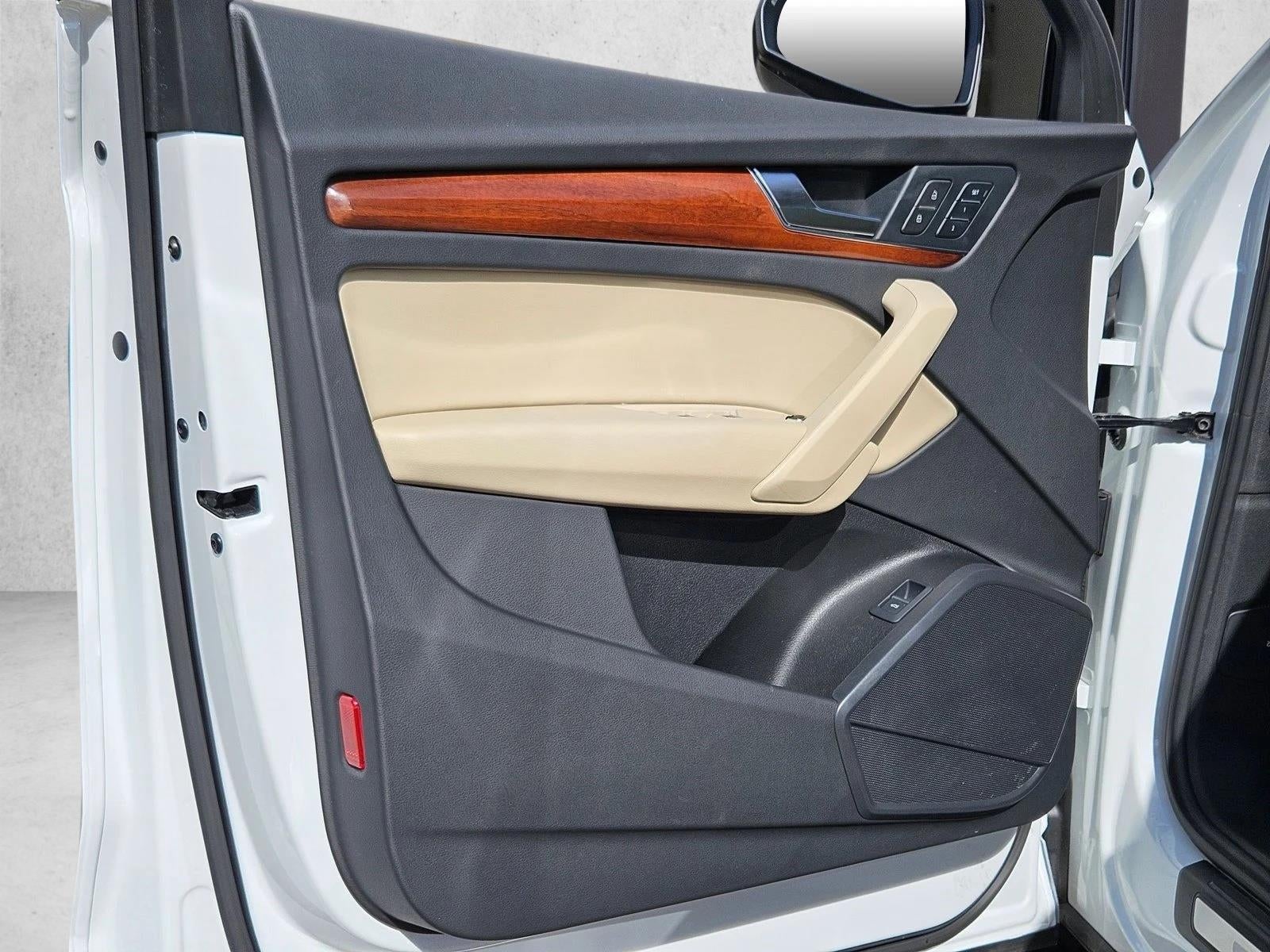 2023 Audi Q5 Premium 40 TFSI quattro