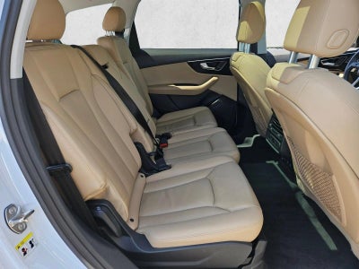 2023 Audi Q7 Premium 45 TFSI quattro