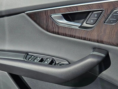 2022 Audi Q8 Premium 55 TFSI quattro