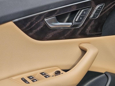 2023 Audi Q8 Premium 55 TFSI quattro