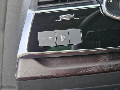 2023 Audi Q8 Premium 55 TFSI quattro
