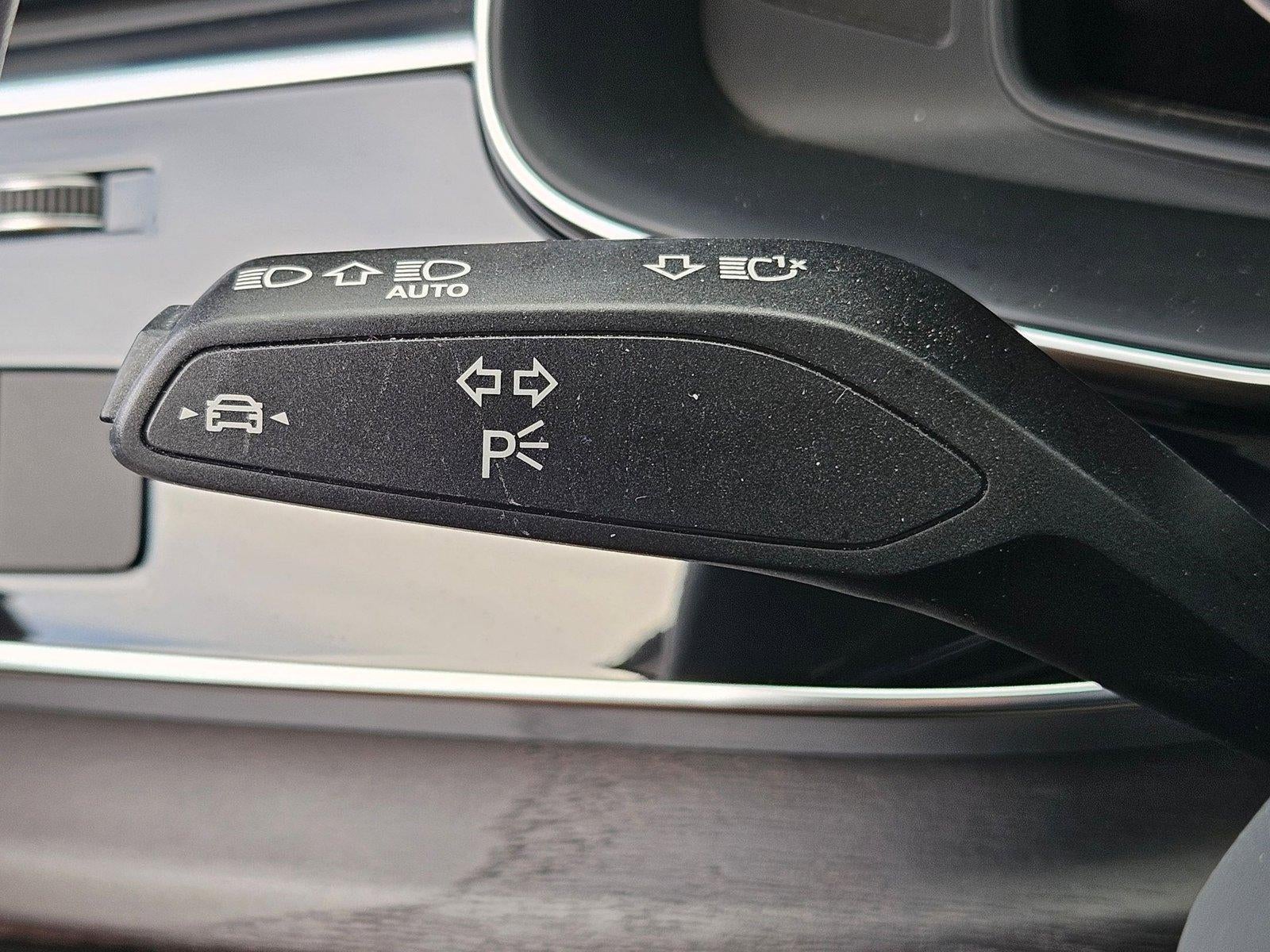 2023 Audi Q8 Premium 55 TFSI quattro