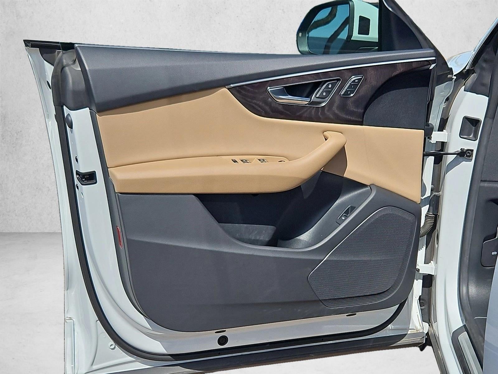 2023 Audi Q8 Premium 55 TFSI quattro