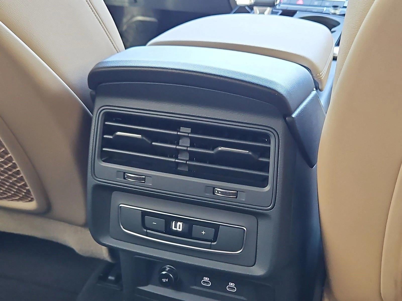 2023 Audi Q8 Premium 55 TFSI quattro
