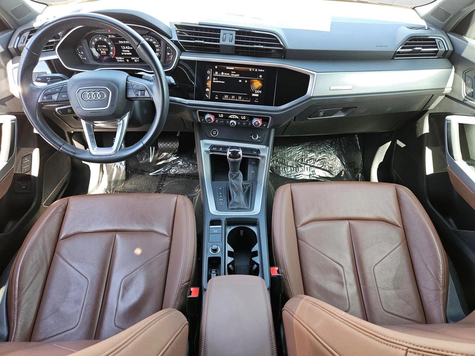 2022 Audi Q3 S line Premium 45 TFSI quattro