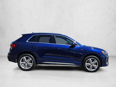 2022 Audi Q3 S line Premium 45 TFSI quattro