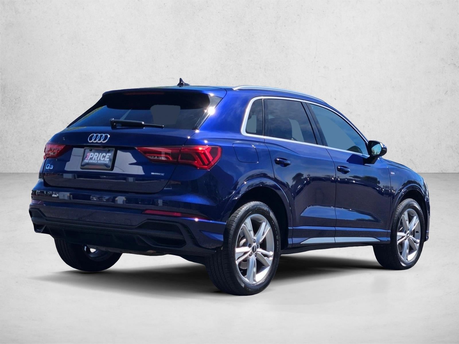 2022 Audi Q3 S line Premium 45 TFSI quattro
