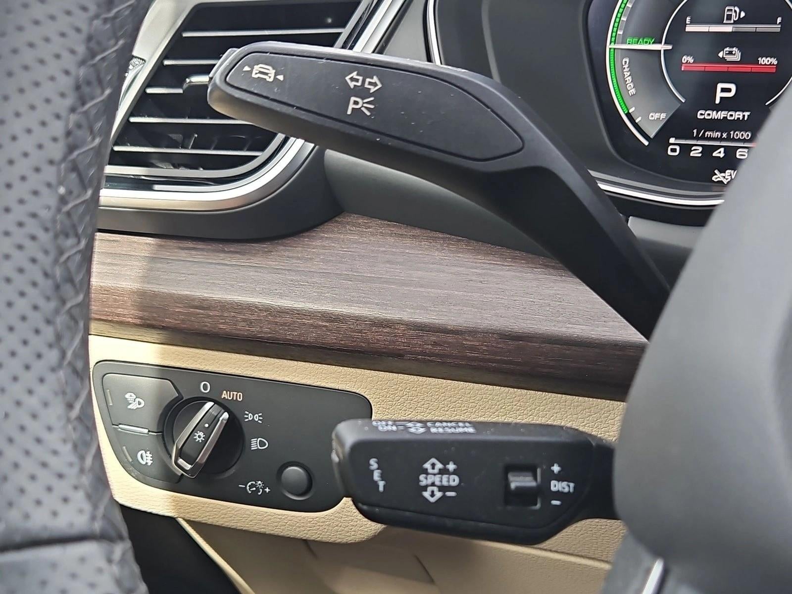 2024 Audi Q5 S line Premium Plus 55 TFSI e quattro