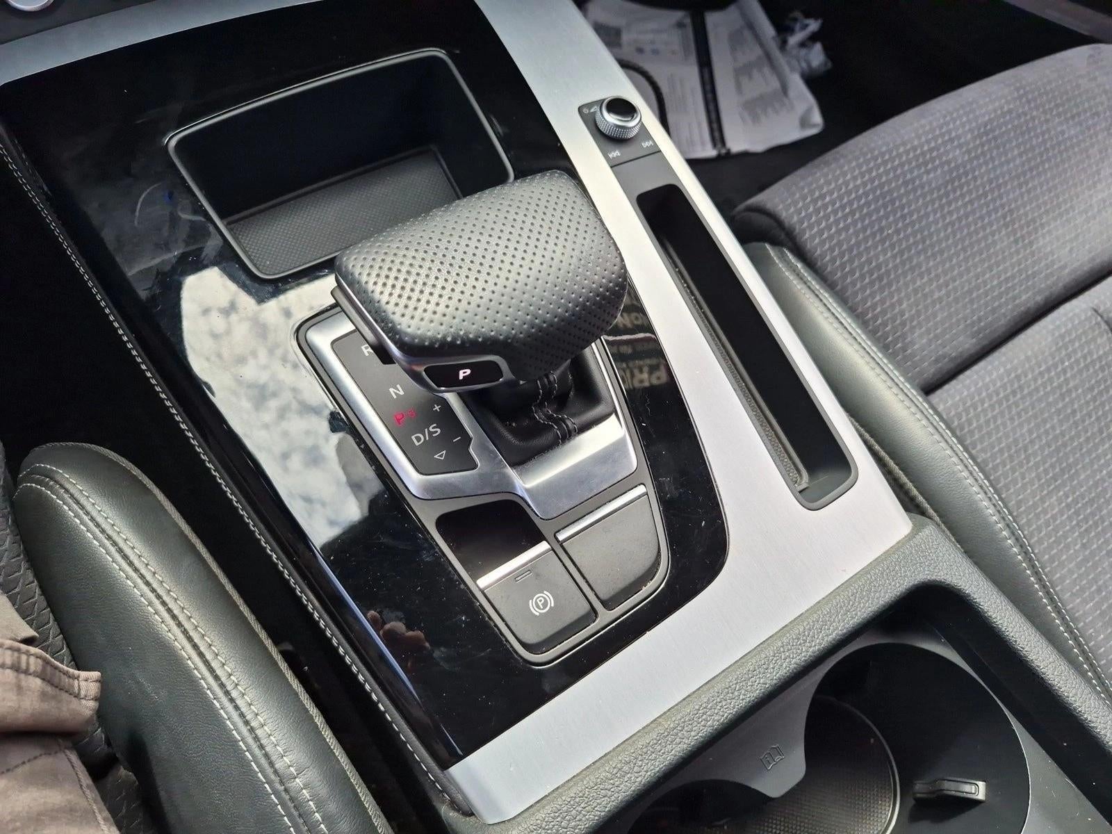 2023 Audi Q5 S line Premium Plus 55 TFSI e quattro