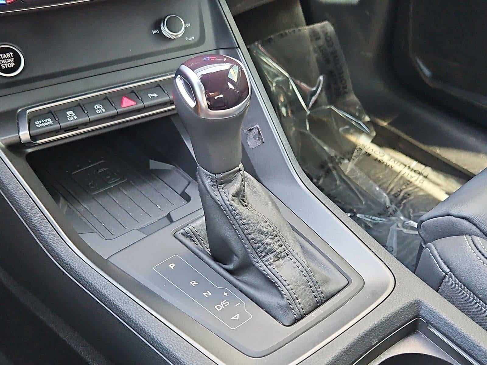 2024 Audi Q3 S line Premium Plus 45 TFSI quattro