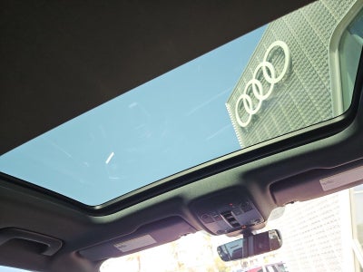 2024 Audi Q3 S line Premium Plus 45 TFSI quattro