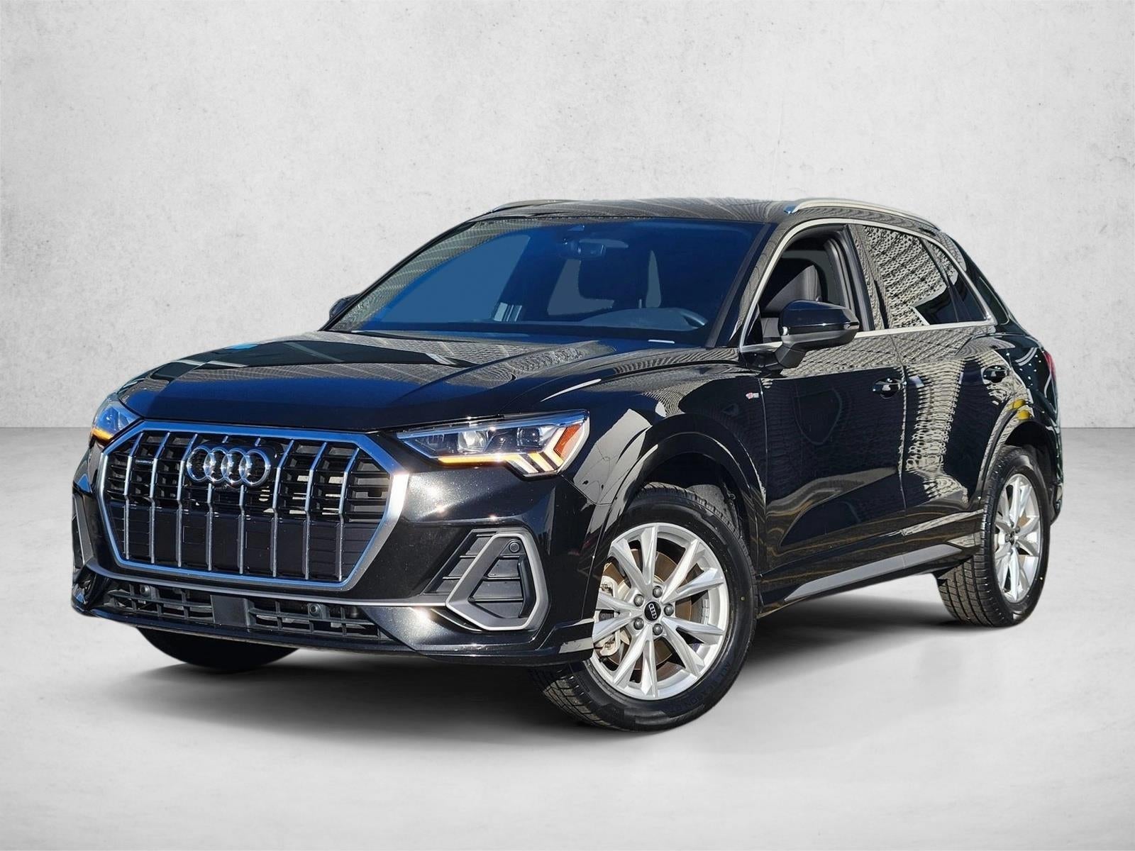 2023 Audi Q3 S line Premium Plus 45 TFSI quattro