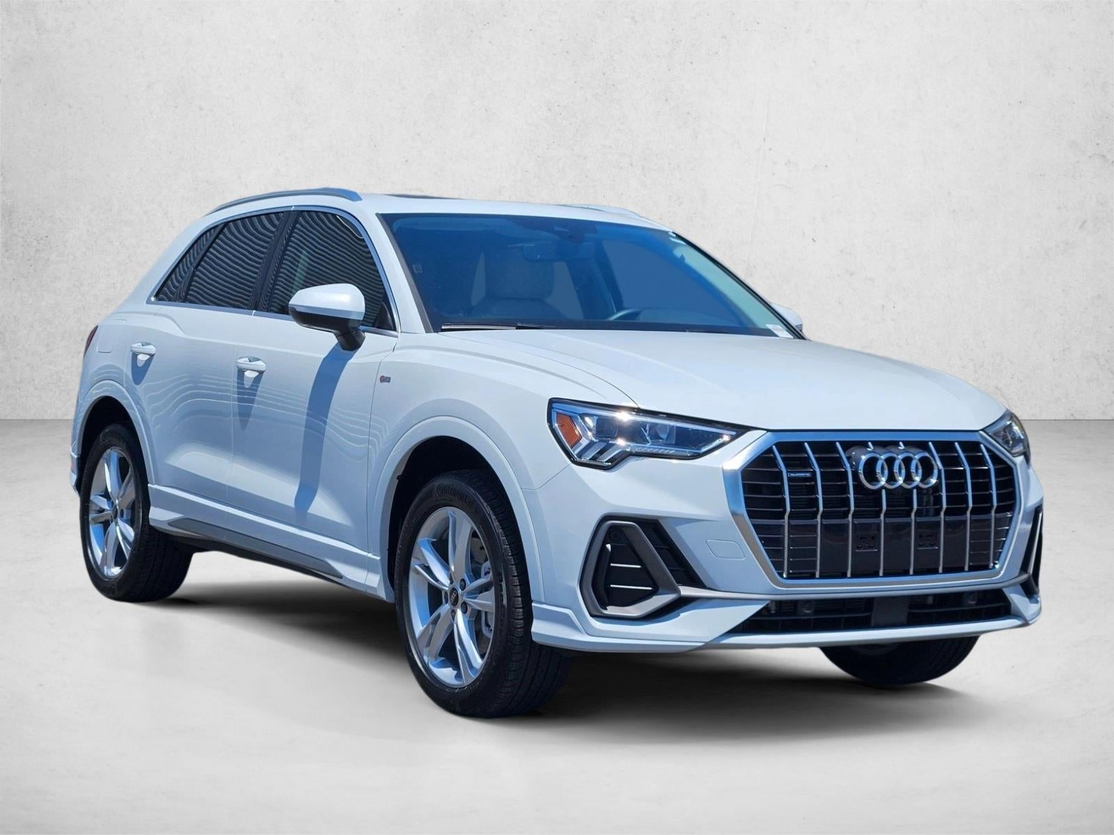 2024 Audi Q3 S line Premium Plus 45 TFSI quattro