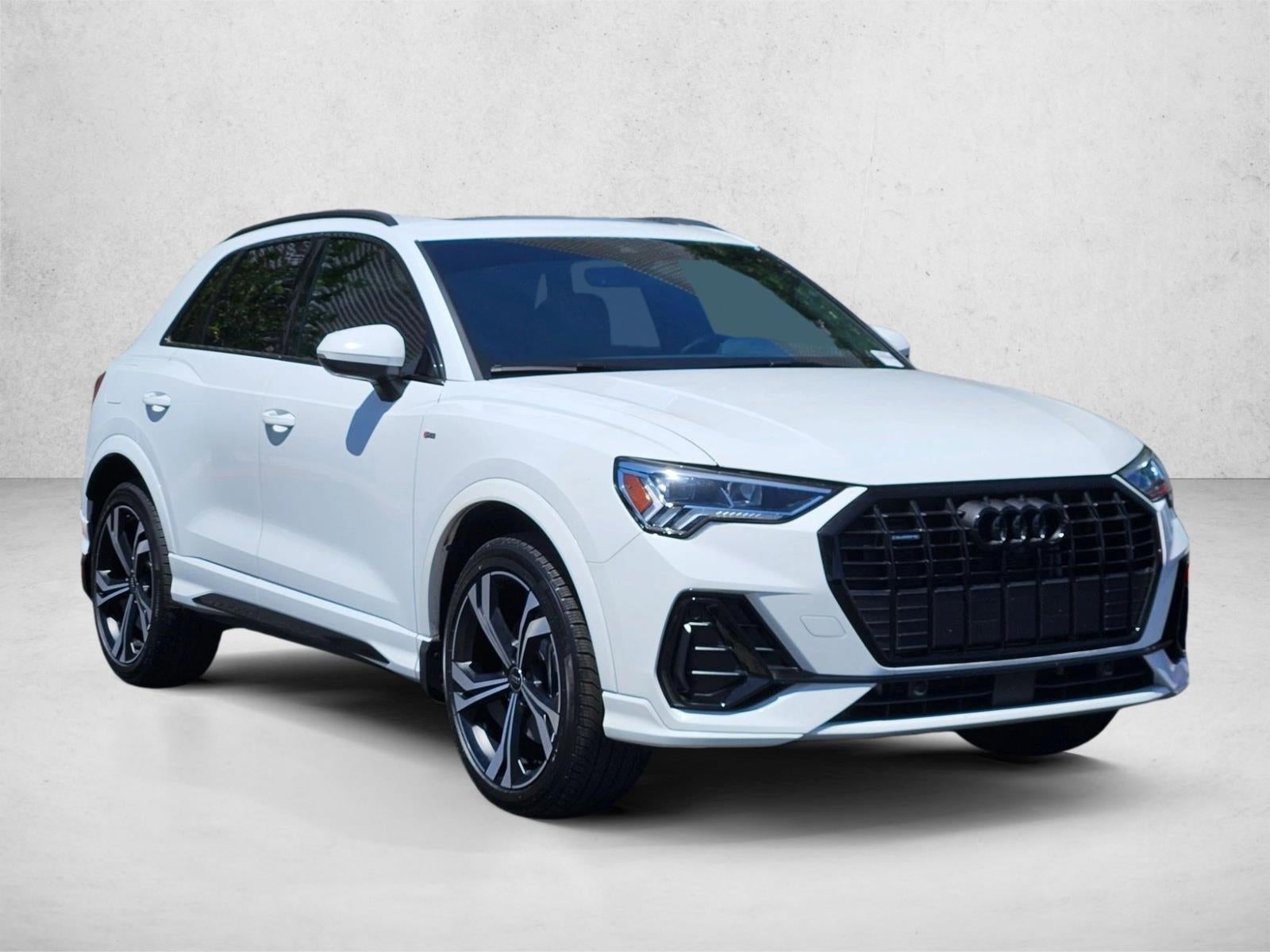 2024 Audi Q3 S line Premium Plus 45 TFSI quattro