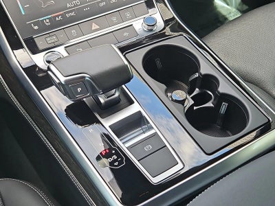 2025 Audi Q8 Premium Plus 55 TFSI quattro