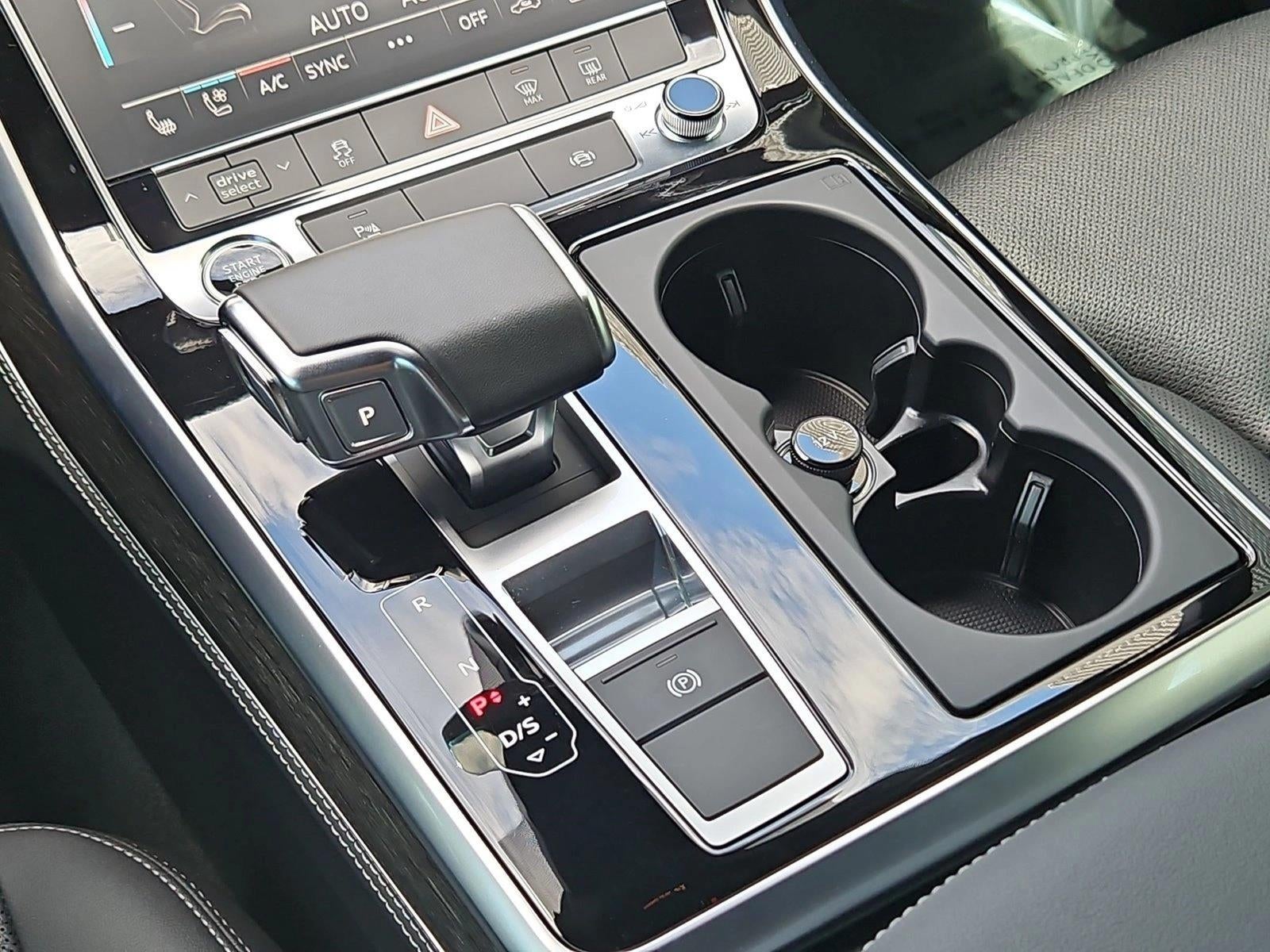 2025 Audi Q8 Premium Plus 55 TFSI quattro