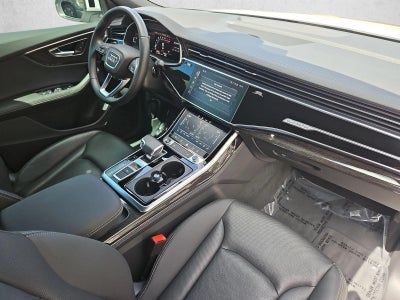 2025 Audi Q8 Premium Plus 55 TFSI quattro