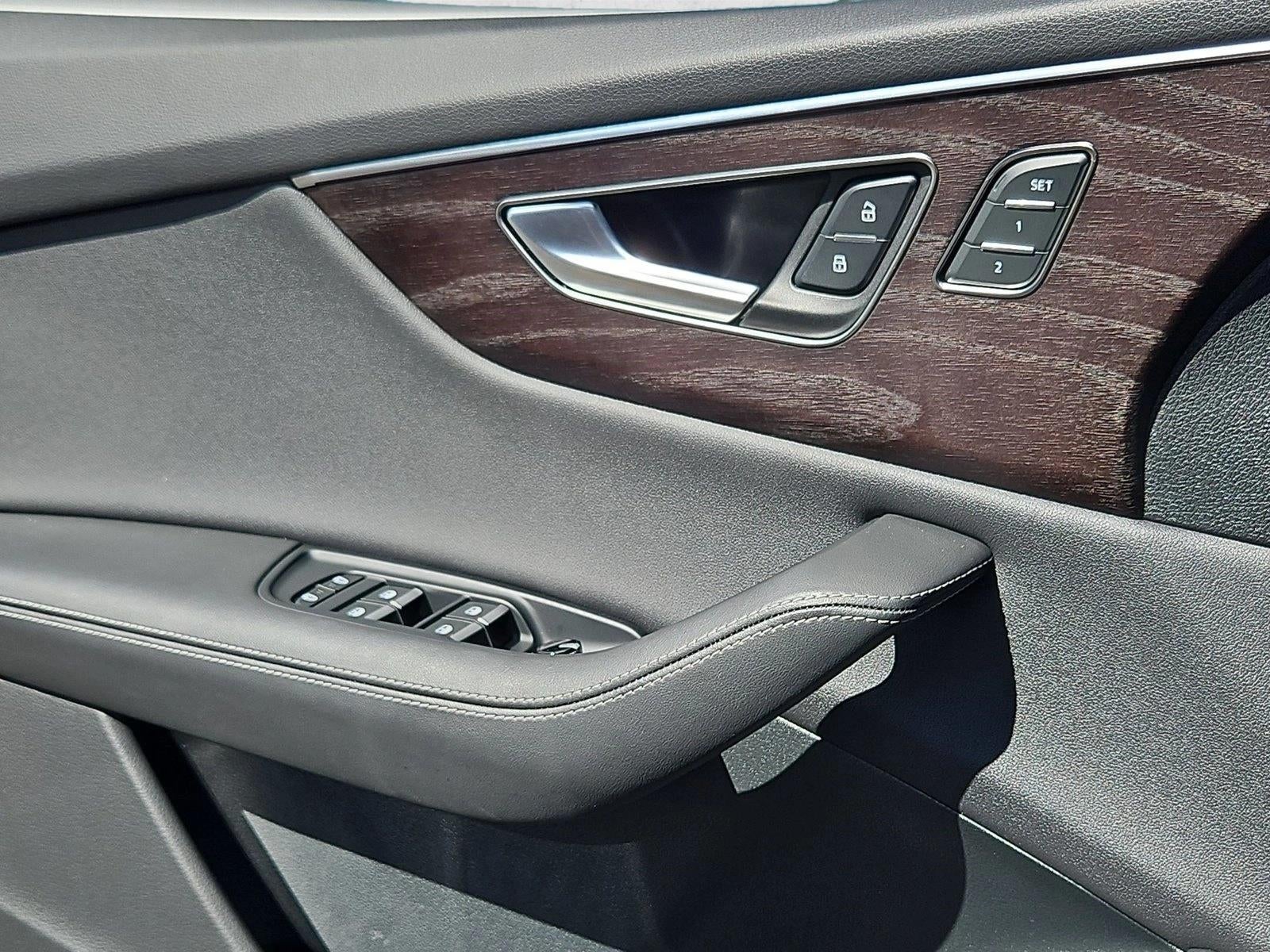 2023 Audi Q8 Prestige 55 TFSI quattro