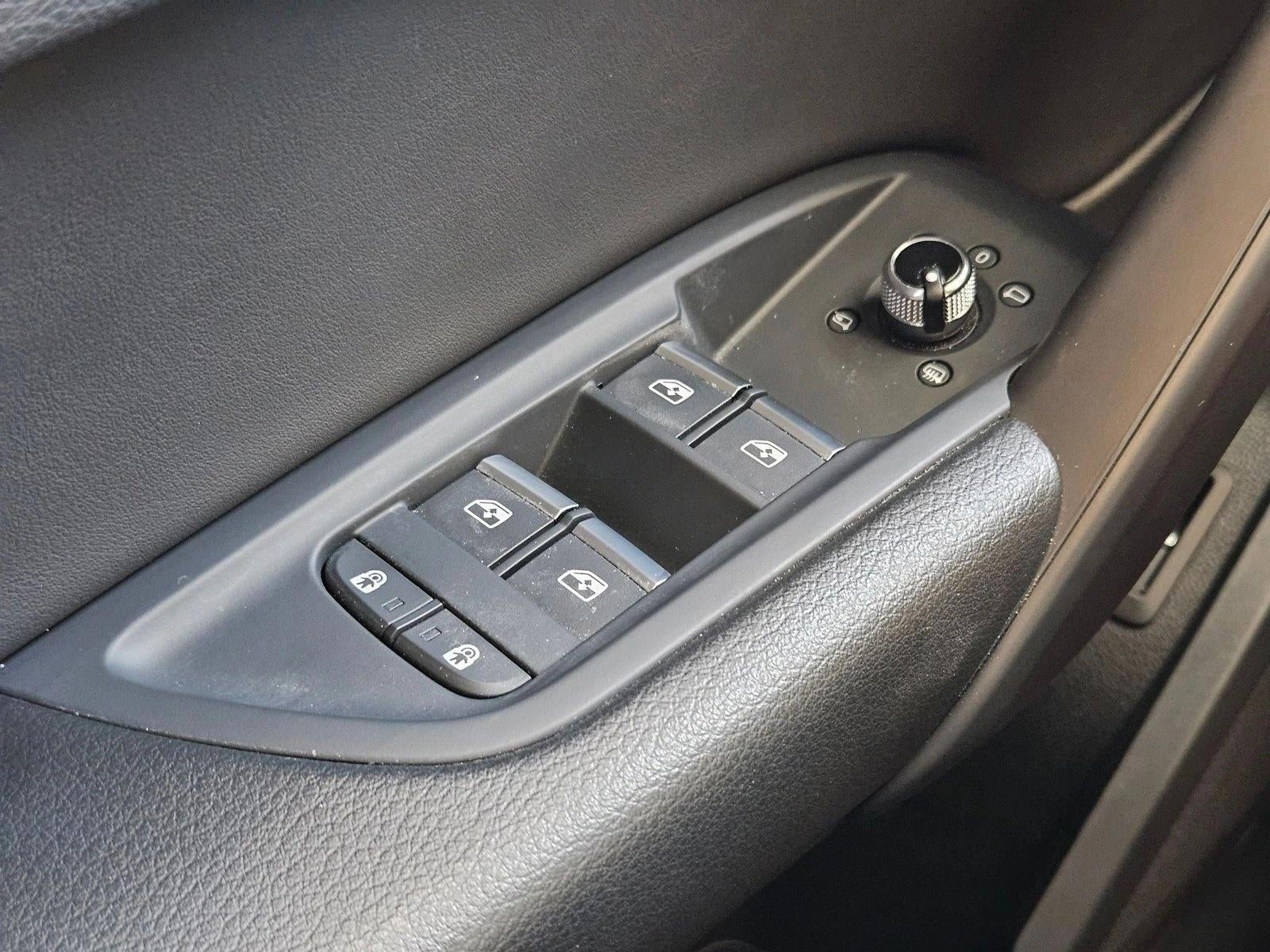 2023 Audi Q5 S line Premium 45 TFSI quattro