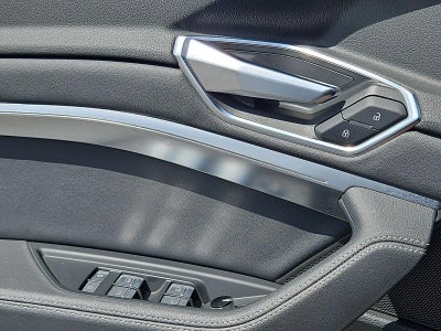 2021 Audi e-tron Premium Plus quattro