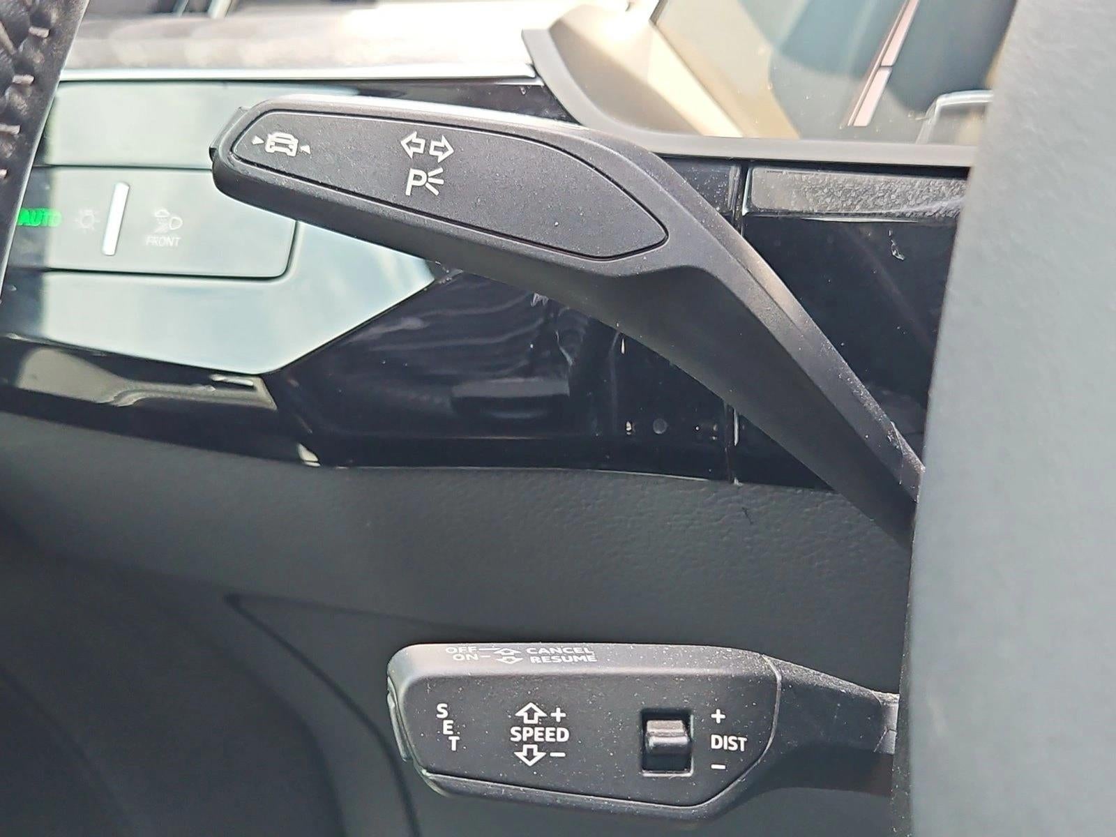 2021 Audi e-tron Premium Plus quattro