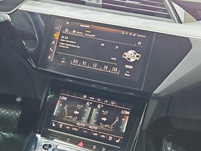 2021 Audi e-tron Premium Plus quattro