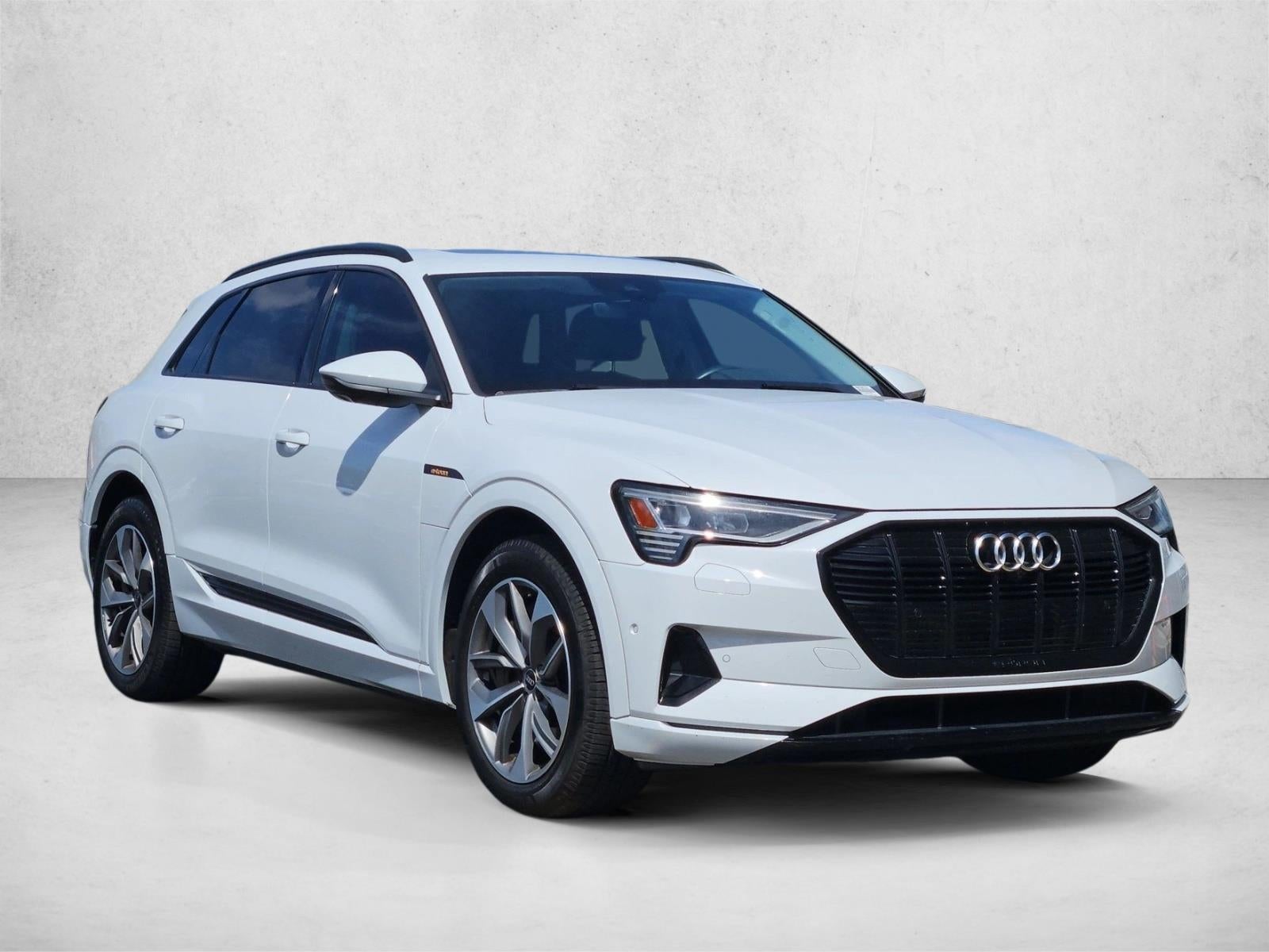 2021 Audi e-tron Premium Plus quattro