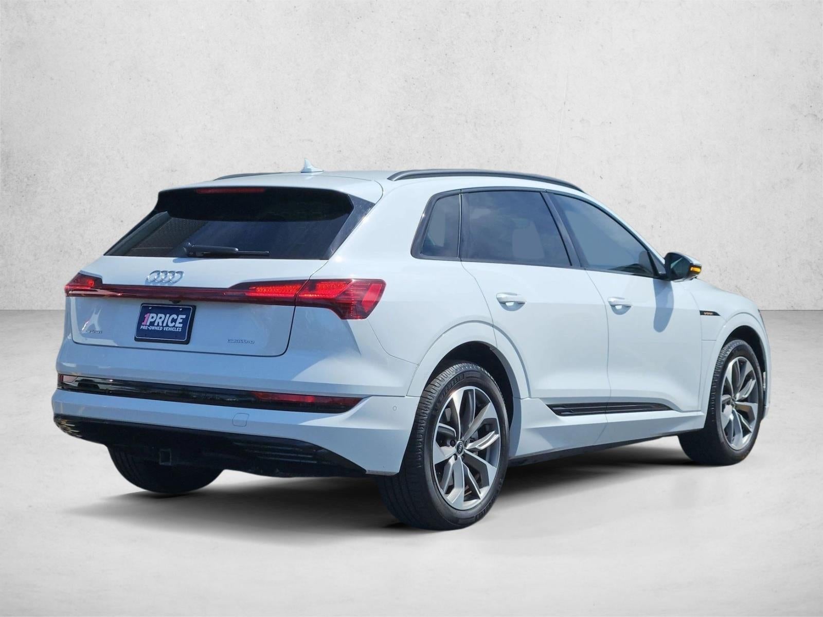 2021 Audi e-tron Premium Plus quattro