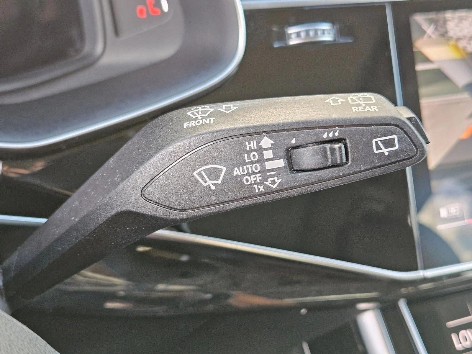 2023 Audi Q7 Premium Plus 45 TFSI quattro