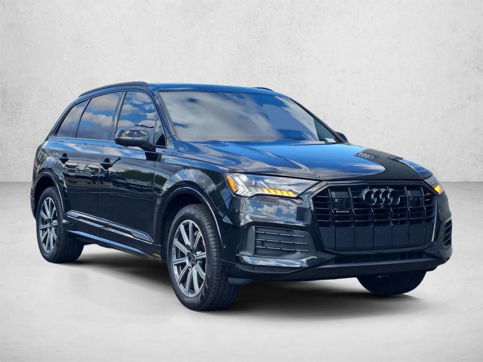 2023 Audi Q7 Premium Plus 45 TFSI quattro