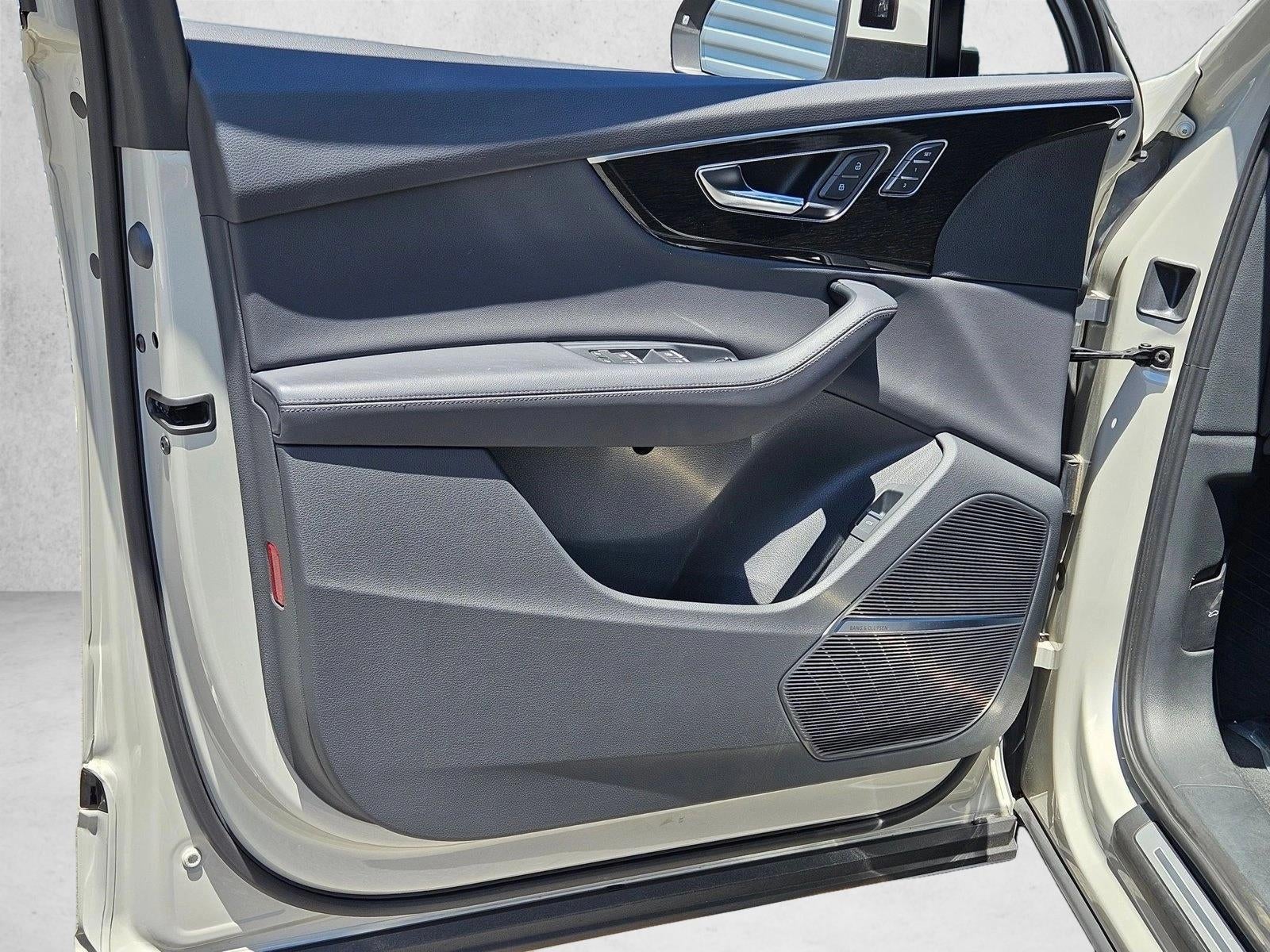 2023 Audi Q7 Premium Plus 45 TFSI quattro