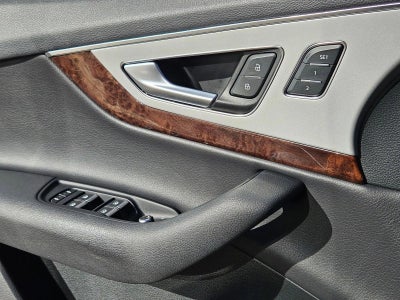 2019 Audi Q7 Premium Plus 45 TFSI quattro