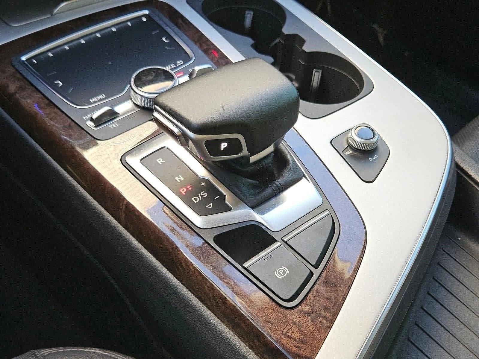 2019 Audi Q7 Premium Plus 45 TFSI quattro