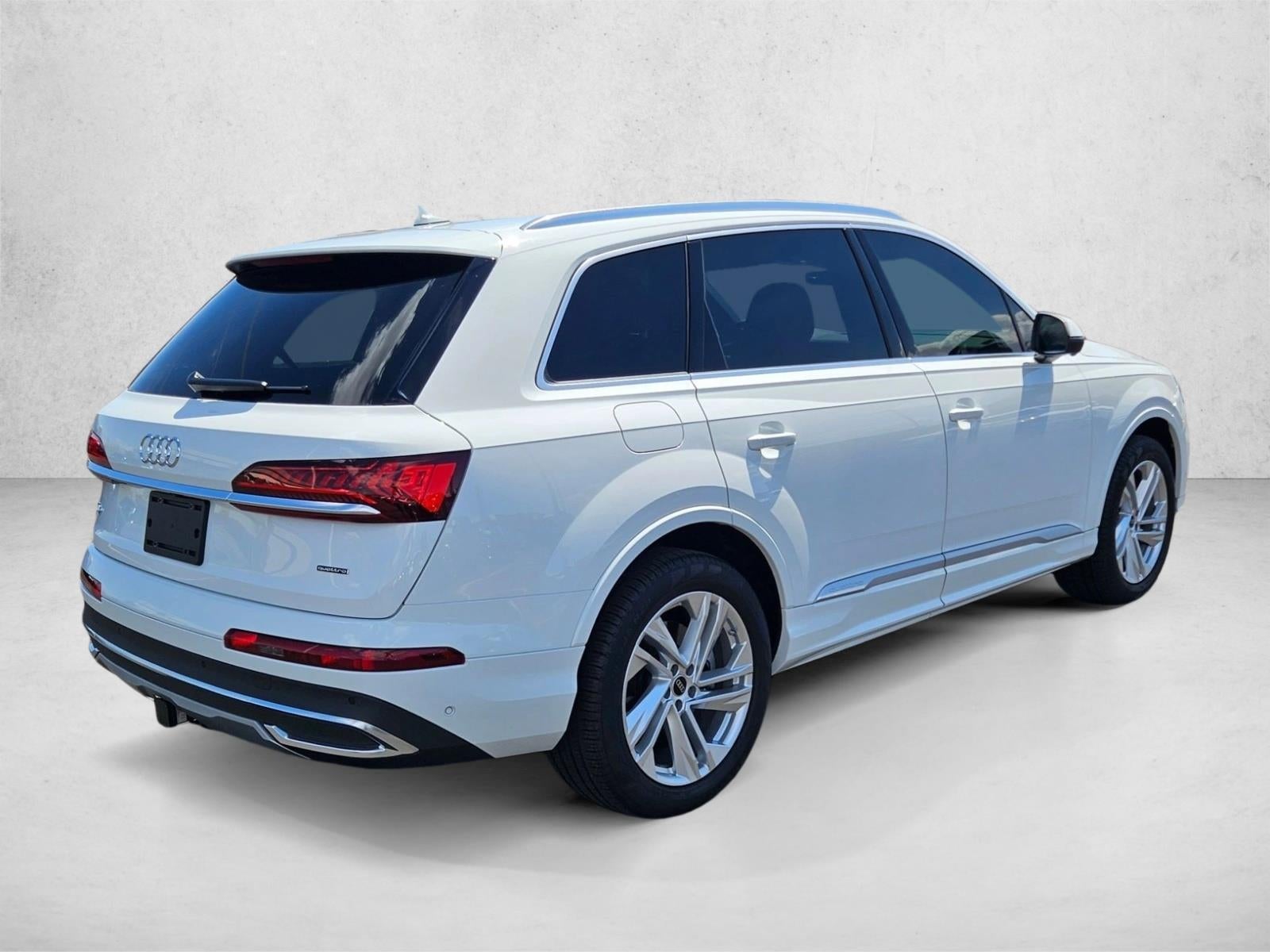 2023 Audi Q7 Premium Plus 55 TFSI quattro