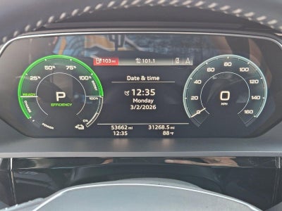 2019 Audi e-tron Prestige quattro