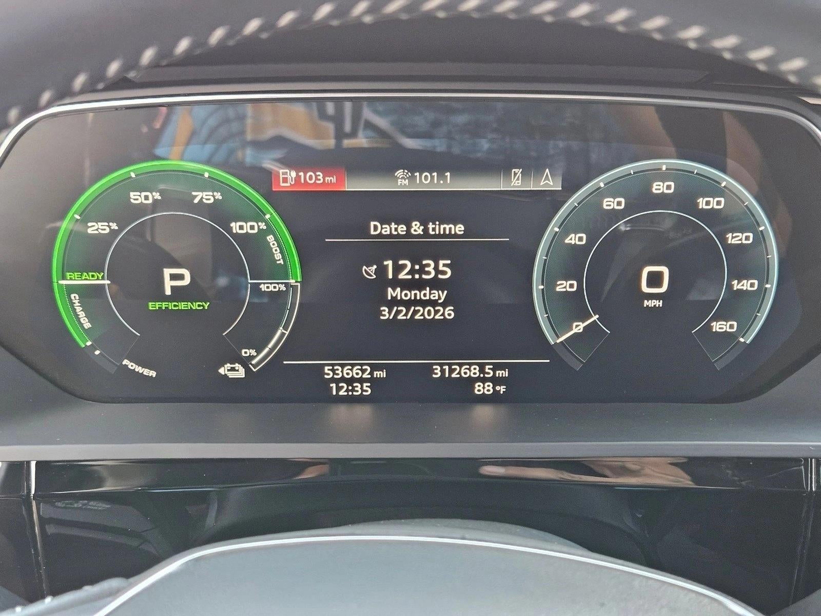 2019 Audi e-tron Prestige quattro