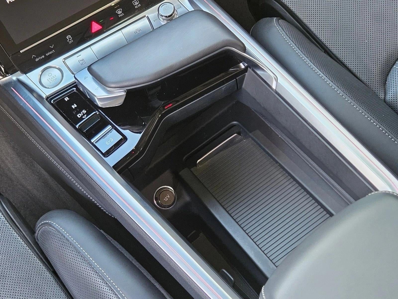 2019 Audi e-tron Prestige quattro