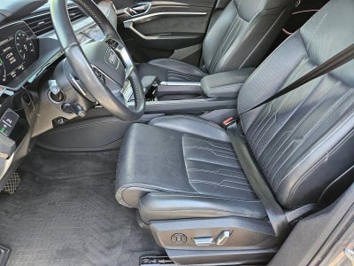 2019 Audi e-tron Prestige quattro
