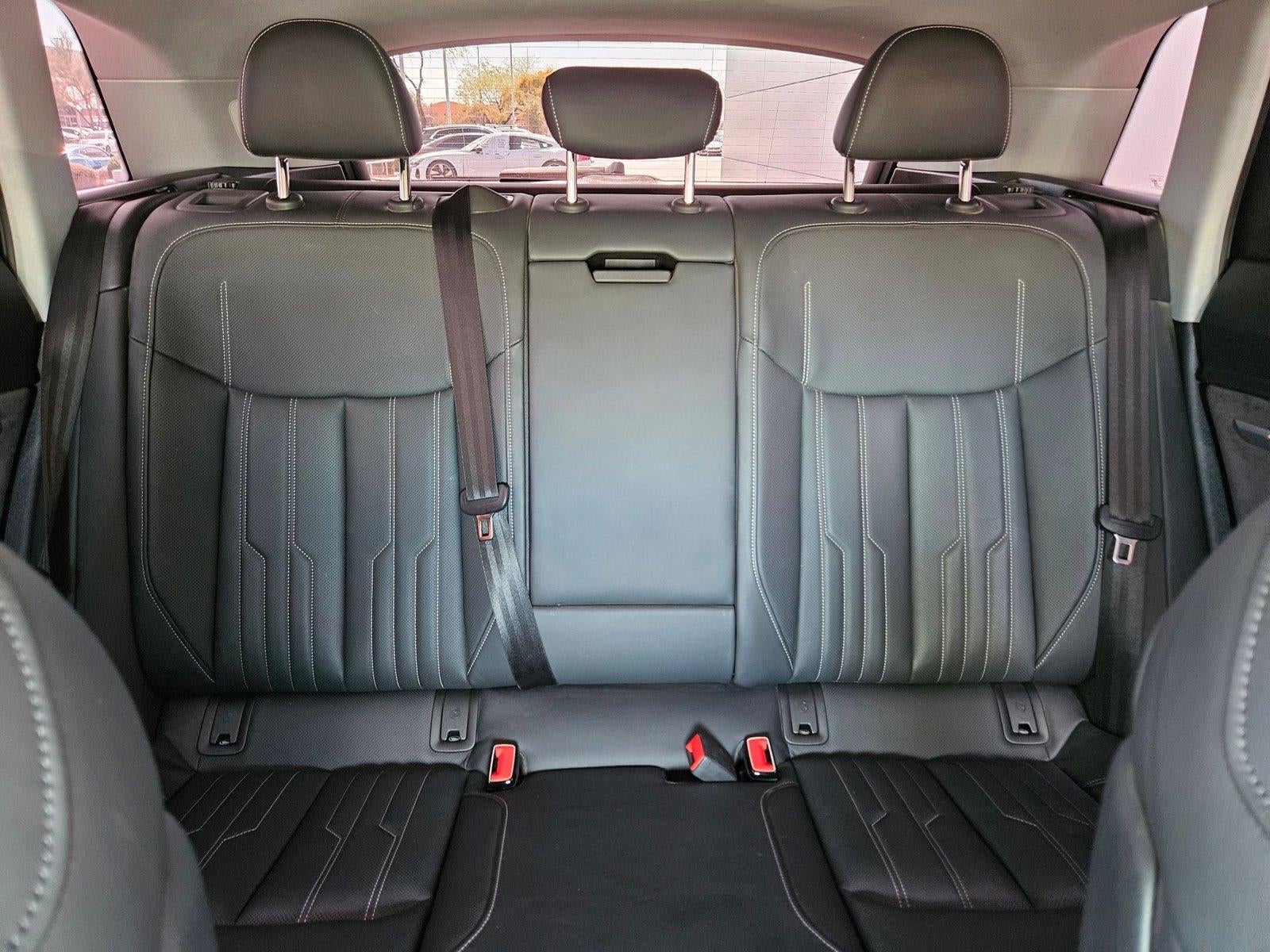 2019 Audi e-tron Prestige quattro